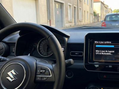 Comment mettre à jour le GPS et le système multimédia de votre Suzuki ? (Tutorie